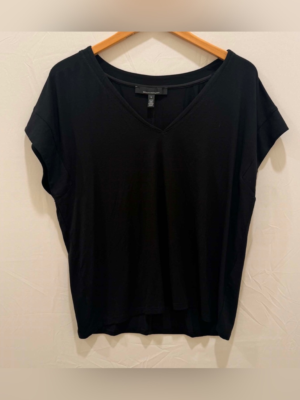 White House Black Market Black V-Neck Short Sleeve Tee Women L
